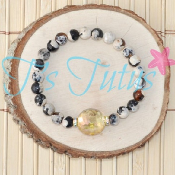 Gigi Coffee and Cream Beaded Stretch Bracelet Fire Agate Beads - Picture 2 of 4